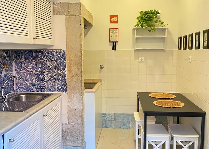 شقة River Balcony In Adamastor